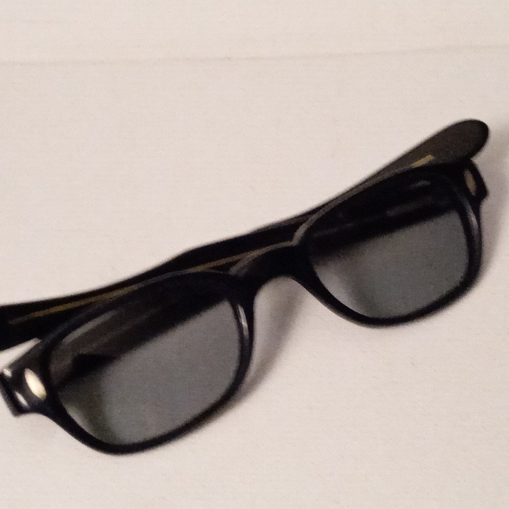 Vintage Black Rockabilly Sunglasses w Mineral Glass Lenses NOS  Buddy Holly